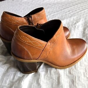 Earth Women's Lina Austin Camel Cognac Leather Ankle Boots Spring Winter Shoes